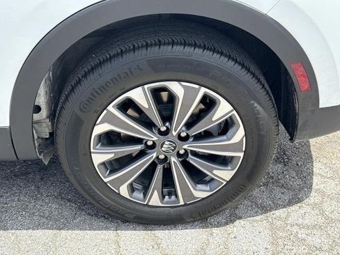 Used 2025 Buick Envision Preferred AWD/4WD image 29