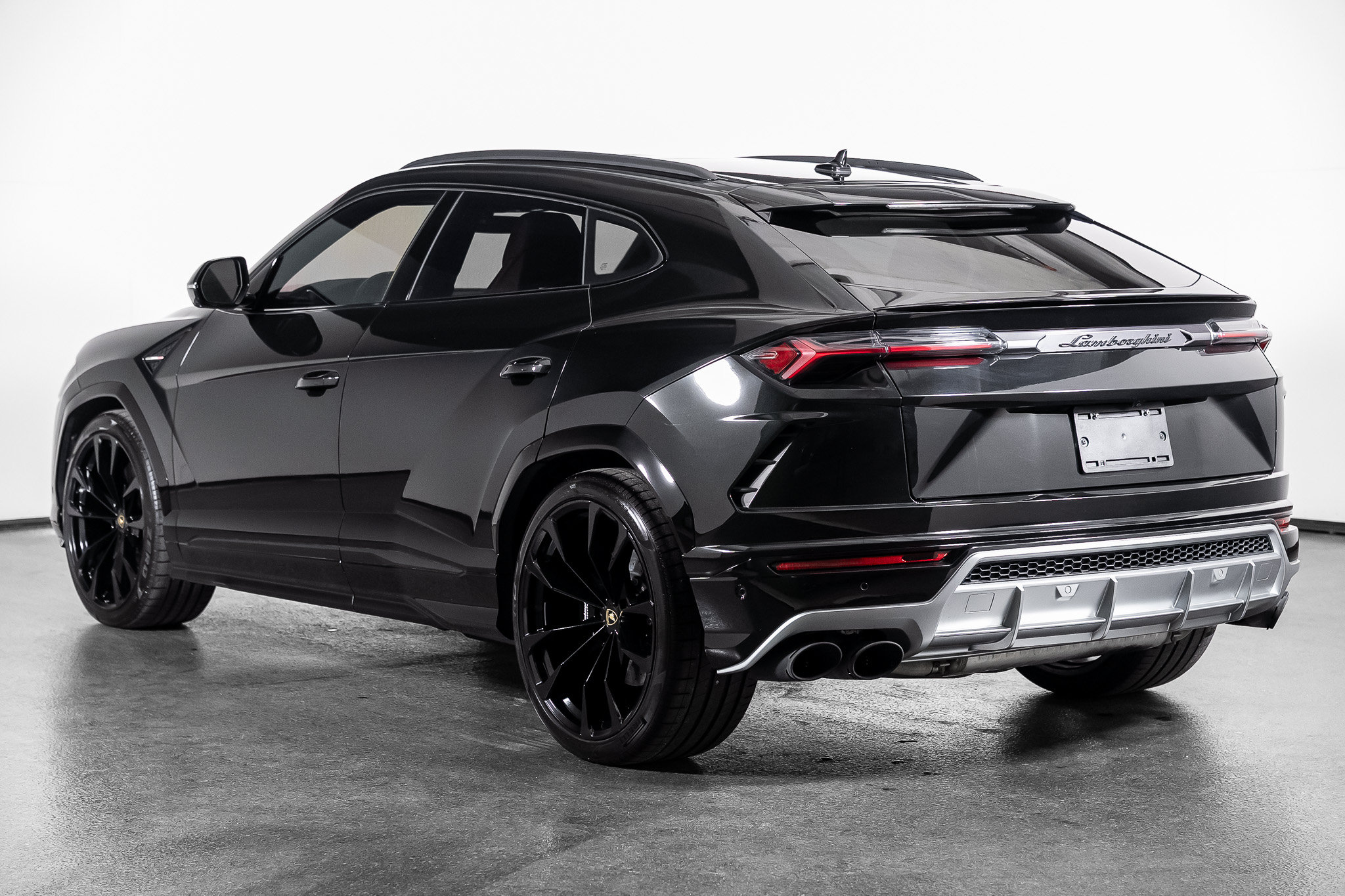 Used 2019 Lamborghini Urus AWD/4WD image 21