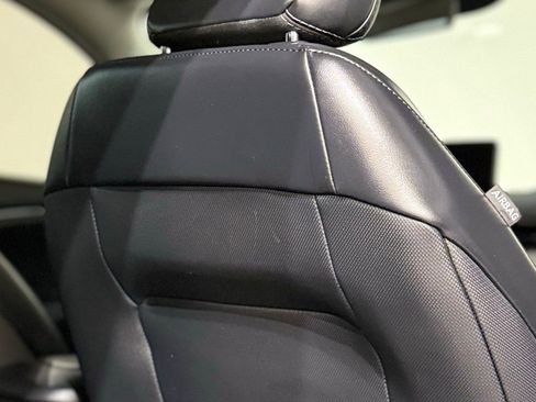 Used 2022 Ford Mustang Mach-E Select image 62