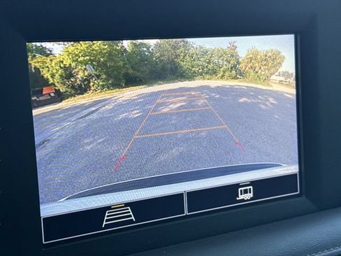 Used 2022 Chevrolet Tahoe LS RWD image 22