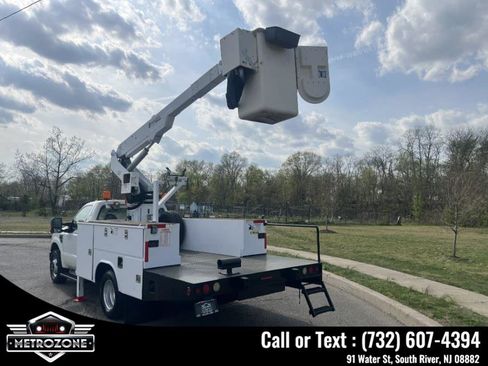 Used 2009 Ford F350 XL image 10