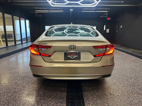Used 2018 Honda Accord LX image 6