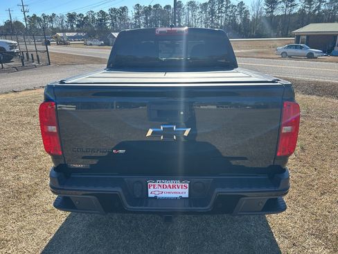 Used 2020 Chevrolet Colorado Z71 w/ Z71 Midnight Edition image 12