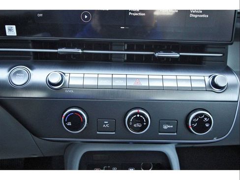 Certified 2026 Hyundai Kona SE FWD image 16