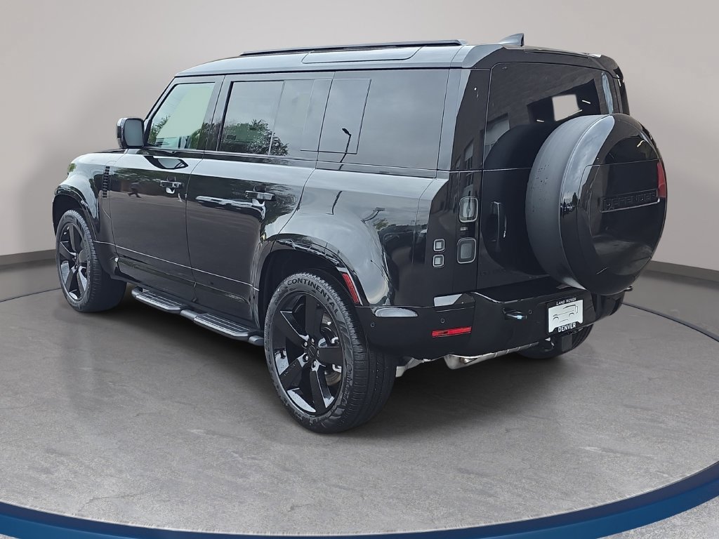 New 2026 Land Rover Defender 110 X-Dynamic SE AWD/4WD image 7