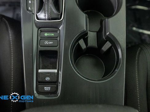 Used 2025 Honda Civic LX image 24