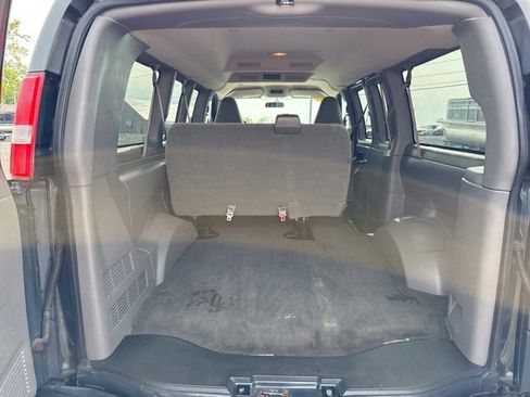 Used 2017 Chevrolet Express 2500 LS image 22