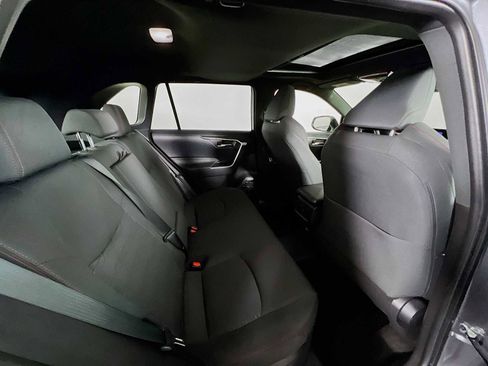 Used 2023 Toyota RAV4 SE image 27