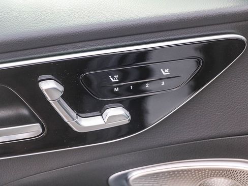 Certified 2025 Mercedes-Benz C 300 Sedan image 20