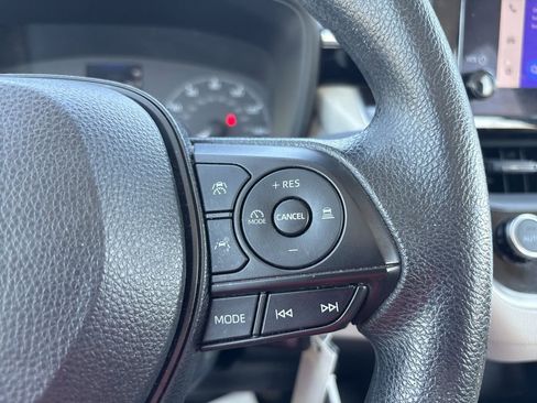 Certified 2023 Toyota Corolla LE image 5