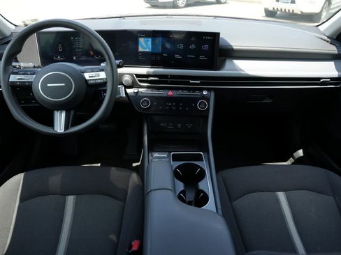 Used 2025 Hyundai Sonata SEL FWD image 7