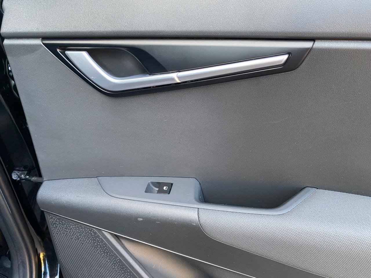 Used 2023 Kia Niro Wind FWD image 43