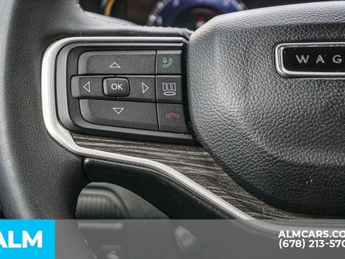 Used 2023 Jeep Wagoneer Series III w/ Preferred Equipment Group image 31