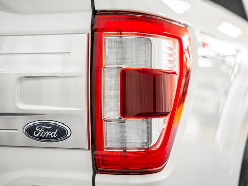 Used 2023 Ford F150 Platinum w/ FX4 Off-Road Package image 17