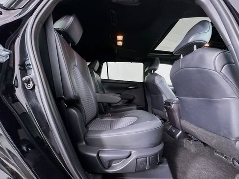 Certified 2025 Toyota Highlander XSE AWD/4WD image 28