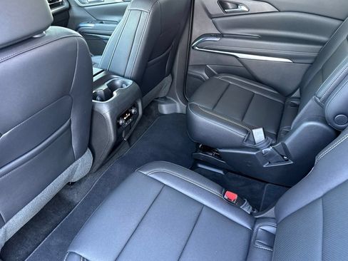 Certified 2026 Chevrolet Traverse LT w/ Driver Confidence Package FWD image 13