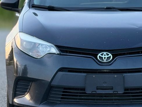 Used 2015 Toyota Corolla L FWD image 11