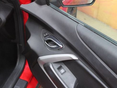 Used 2020 Chevrolet Camaro LT w/ RS Package RWD image 9