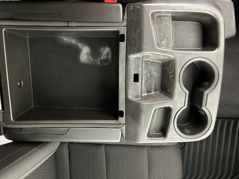 Used 2022 Chevrolet Silverado 1500 Custom image 18