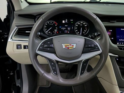 Used 2020 Cadillac XT5 Premium Luxury AWD/4WD image 19
