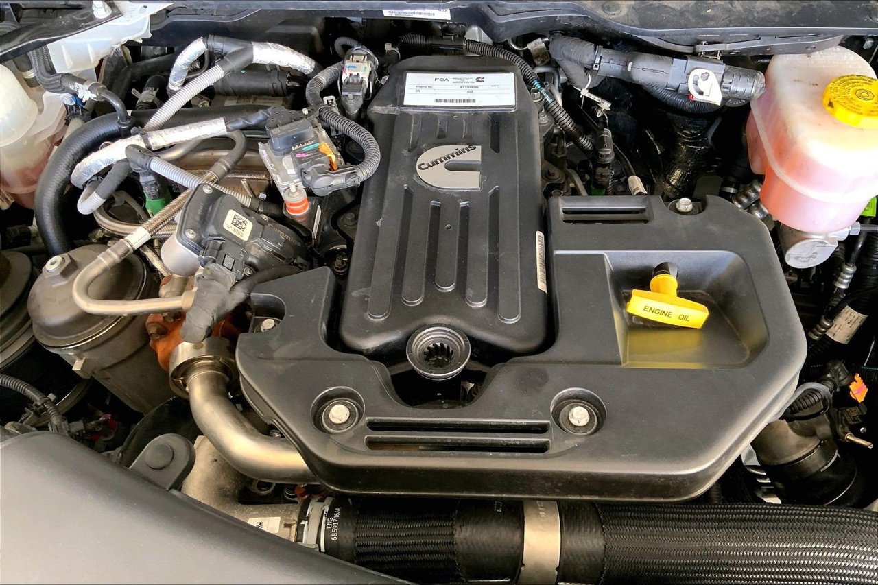 Used 2026 RAM 3500 Tradesman AWD/4WD image 32