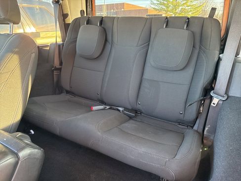 Used 2021 Jeep Wrangler Sport S image 23