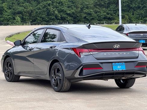 New 2026 Hyundai Elantra SEL Sport Premium FWD image 12