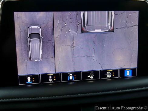 Used 2021 Chevrolet Tahoe LT w/ LT Signature Package image 29