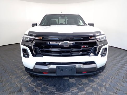 Used 2024 Chevrolet Colorado Z71 w/ Z71 Convenience Package 2 AWD/4WD image 11