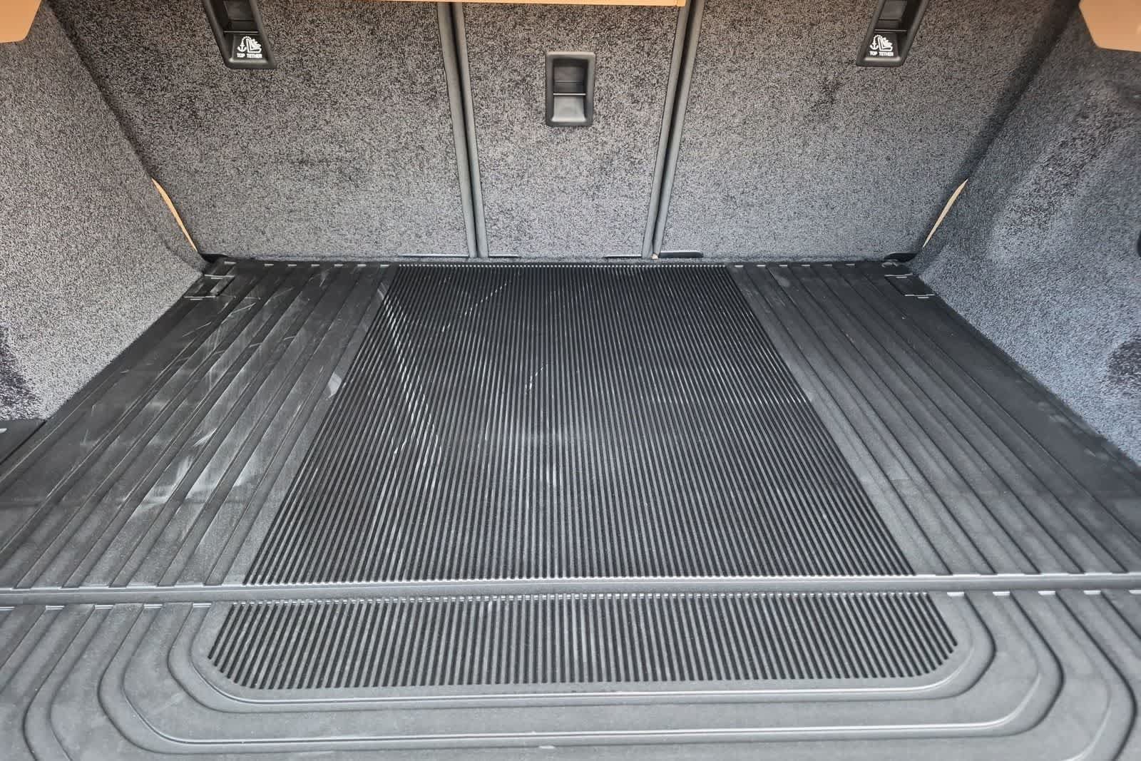 New 2026 Land Rover Range Rover SE AWD/4WD image 35