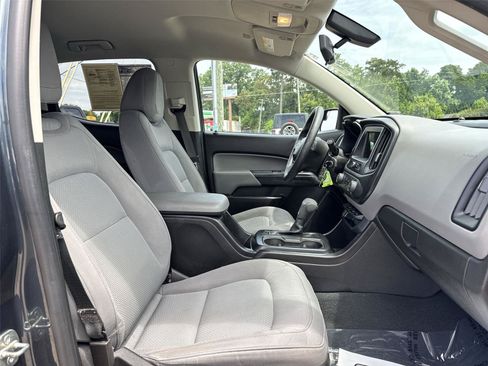 Used 2019 Chevrolet Colorado W/T w/ WT Convenience Package AWD/4WD image 24