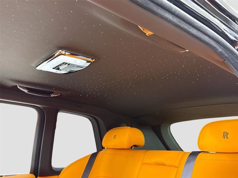 Used 2026 Rolls-Royce Cullinan image 32