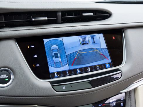 New 2026 Cadillac XT5 Premium Luxury w/ Driver Assist Package image 23