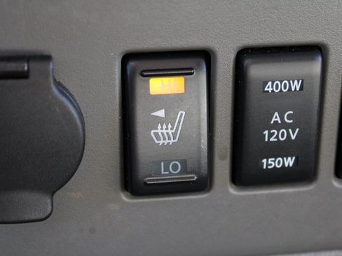 Used 2016 Nissan NV 3500 SL image 26