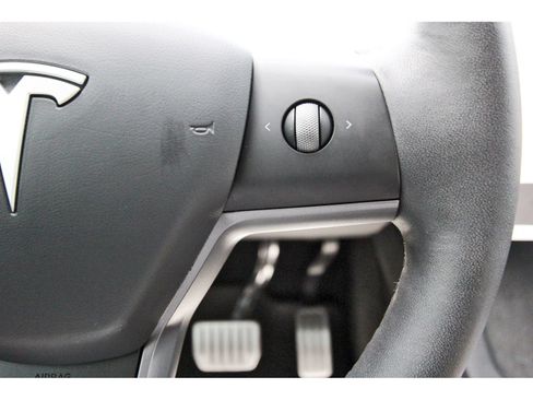 Used 2024 Tesla Model Y Performance AWD/4WD image 20