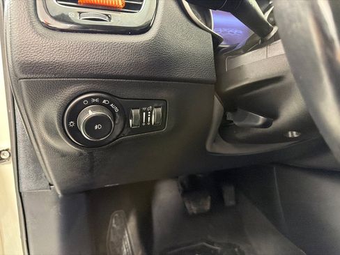 Used 2017 Jeep Compass Limited w/ Navigation Group AWD/4WD image 14