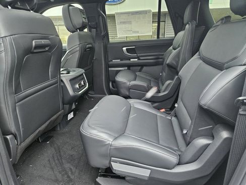 New 2026 Ford Expedition Max Platinum image 22
