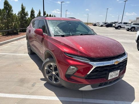 Used 2023 Chevrolet Blazer LT w/ Convenience Package FWD image 13