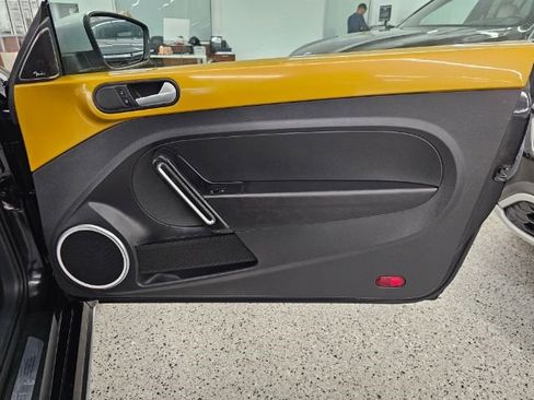 Used 2016 Volkswagen Beetle 1.8T Dune w/ Dune Technology Package image 28