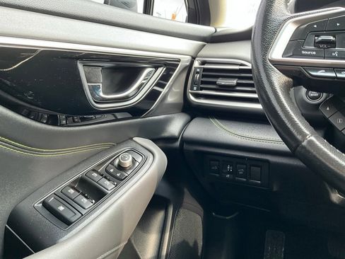 Certified 2022 Subaru Outback Onyx Edition XT w/ Popular Package #2 image 24