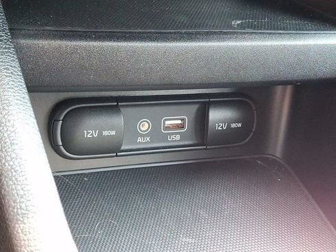 Used 2019 Kia Forte LXS FWD image 28