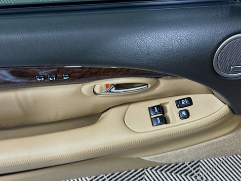 Used 2008 Lexus SC 430 Convertible image 15