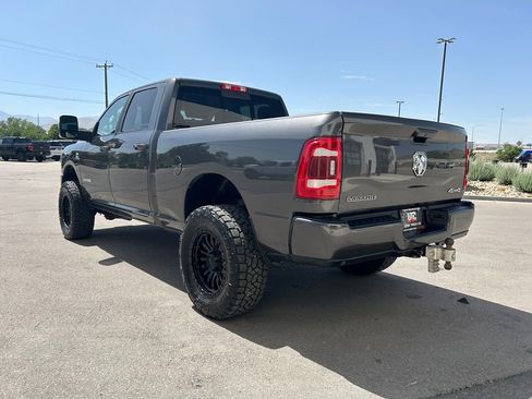 Used 2024 RAM 2500 Laramie AWD/4WD image 4