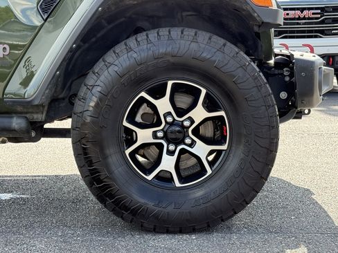 Used 2021 Jeep Wrangler Unlimited Rubicon AWD/4WD image 13