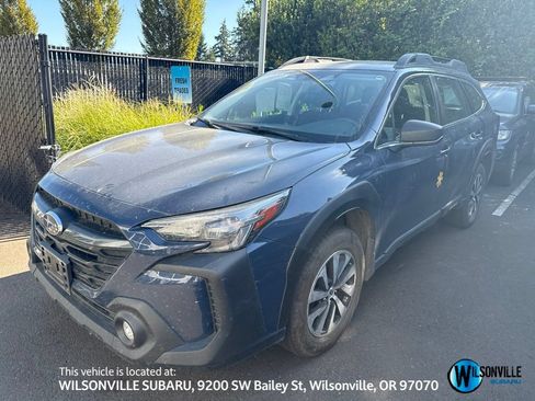 Used 2025 Subaru Outback AWD/4WD image 1