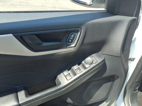Used 2022 Ford Escape SE w/ Convenience Package FWD image 13