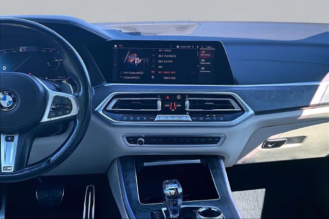 Used 2021 BMW X5 sDrive40i w/ M Sport Package RWD image 6