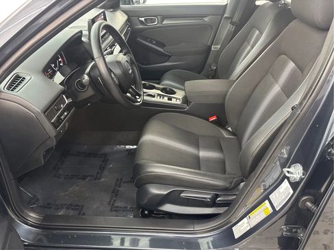 Used 2025 Honda Civic Sport image 13