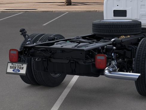 New 2026 Ford F450 XLT image 21