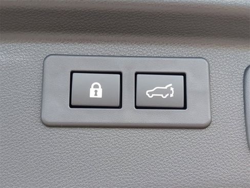 Used 2025 Subaru Forester Wilderness w/ Wilderness Package image 10